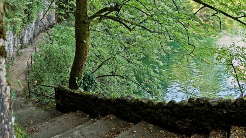 Around Monte Caslano